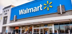 Read more about the article Walmart to Issue Annual Bonuses to Full-Time and Part-Time Hourly Workers in the US